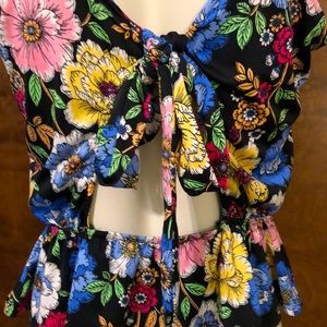 Eclair Floral Summer Top